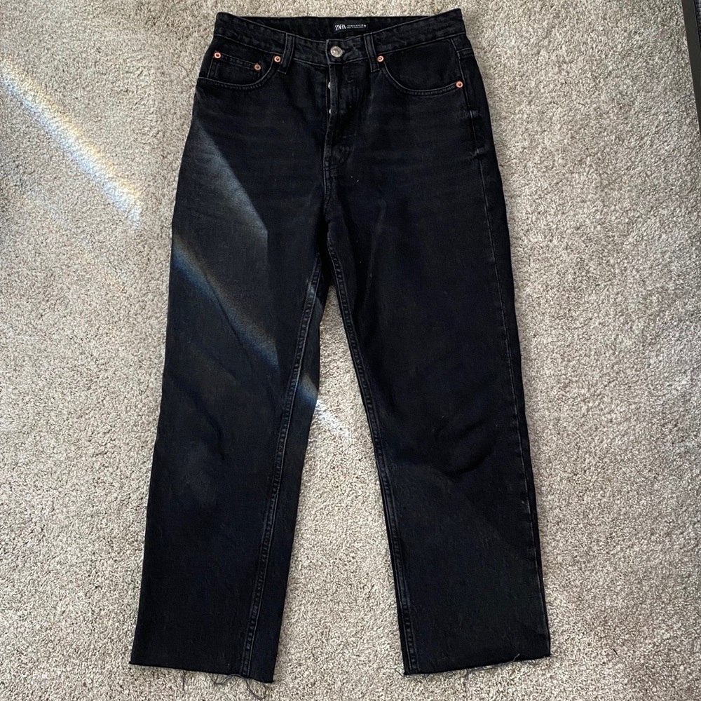 Zara straight leg cropped jeans
